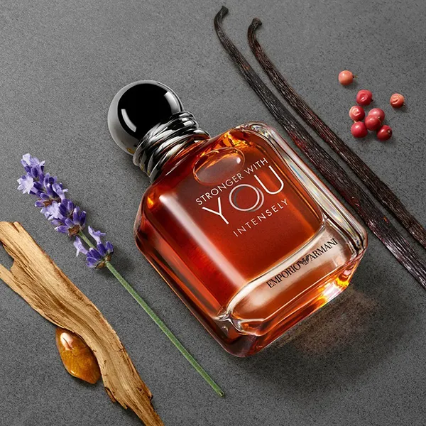 Set Nước Hoa Nam Giorgio Armani Stronger With You Intensely 3 Món (EDP 100ml + Mini 15ml + Sữa Tắm 75ml)