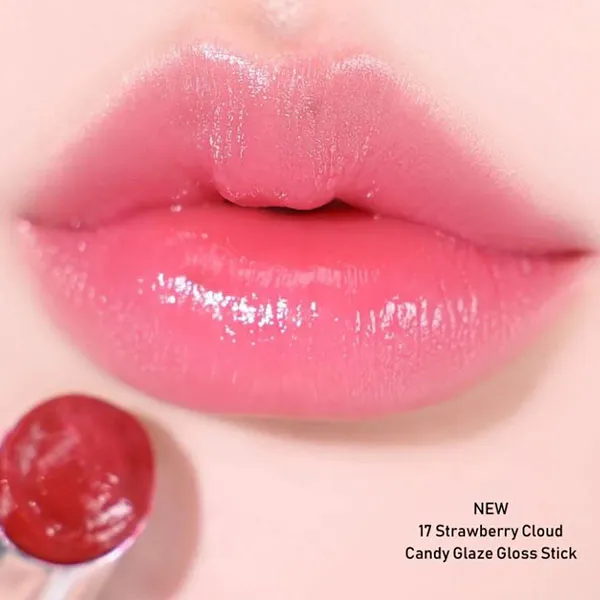 Son Dưỡng Yves Saint Laurent YSL Loveshine Candy Glaze 17 Strawberry Cloud Màu Đỏ Hồng