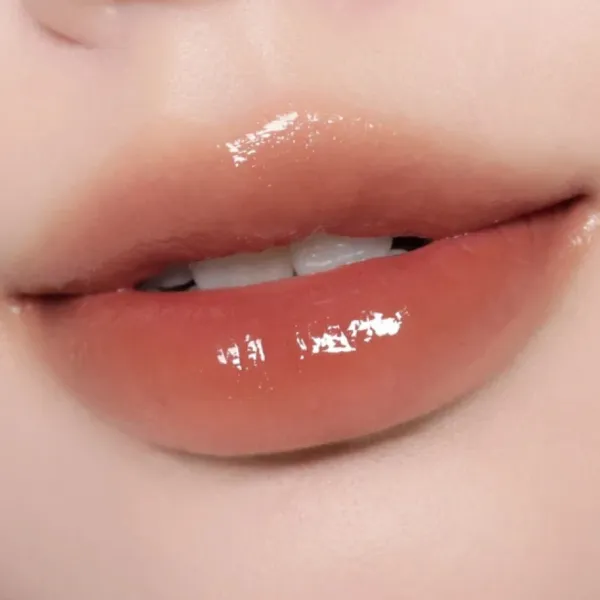 Son MAC Lustreglass Stainglass Lip Tint 937 Posh Pit Màu Hồng Nâu Nude