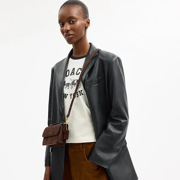 Túi Đeo Chéo Nữ Coach Women's Elora Rectangular Crossbody Bag Màu Nâu