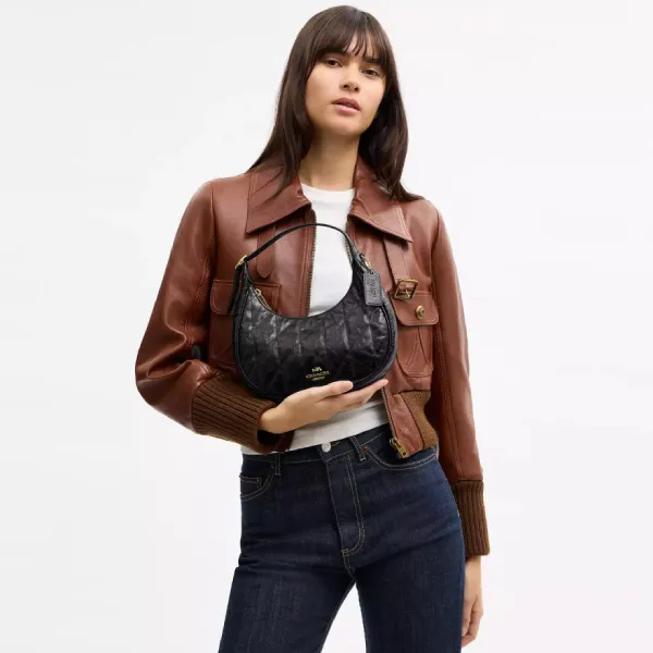 Túi Đeo Vai Nữ Coach Emily Shoulder Bag With Quilting CDX21 Màu Đen