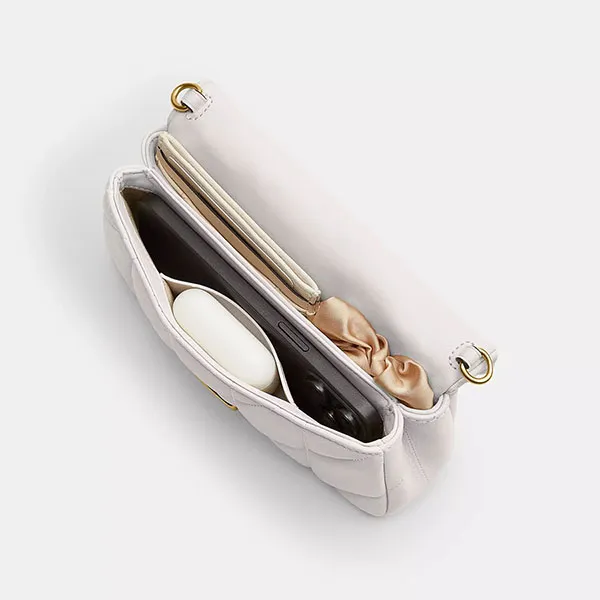Túi Đeo Vai Nữ Coach Tabby Chain Crossbody Bag 19 With Quilting White CBH23 Màu Trắng
