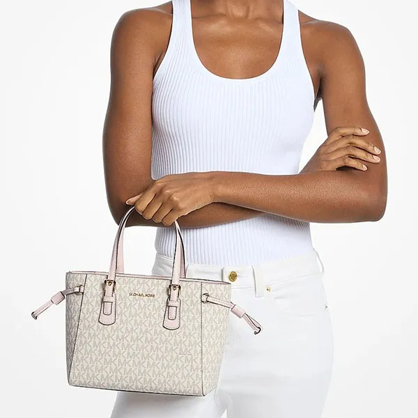 Túi Tote Nữ Michael Kors MK 35R6GV6T0B Voyager Extra-Small Signature Logo Convertible Crossbody Powder Blush Multi Màu Trắng Họa Tiết