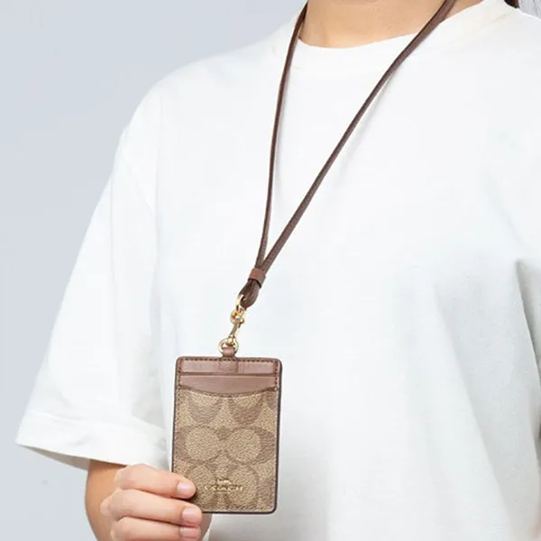 Ví Đựng Thẻ Nữ Coach Id Lanyard In Signaure Canvas CZ285 Tan Màu Be Nâu