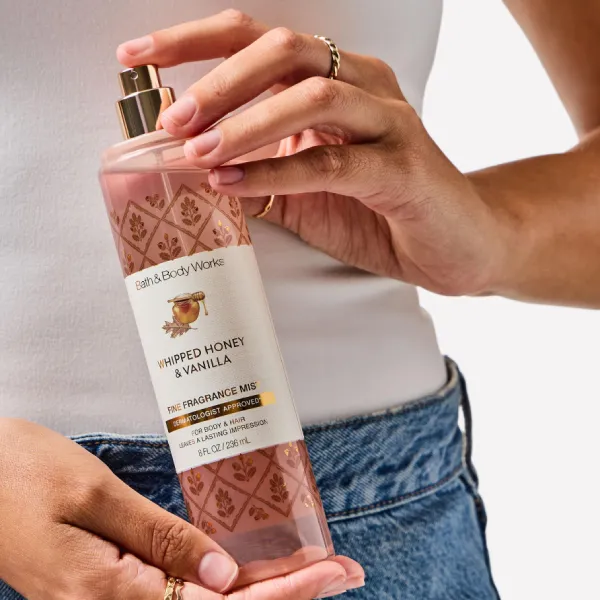 Xịt Thơm Hương Nước Hoa Bath & Body Works Whipped Honey & Vanilla Fine Fragrance Mist 236ml