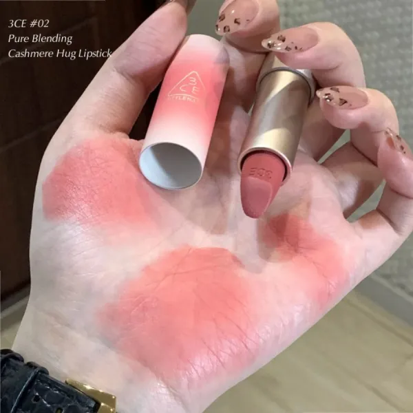 Son Lì 3CE Cashmere Hug Lipstick 02 Pure Blending Màu Hồng Nude 3.5g