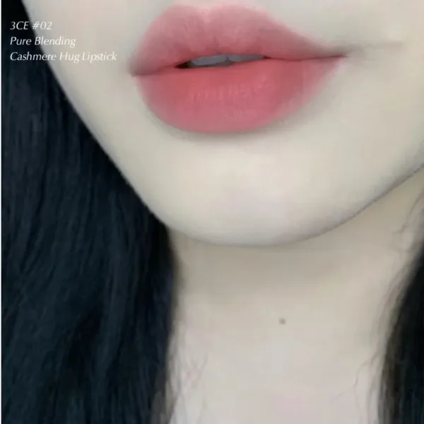 Son Lì 3CE Cashmere Hug Lipstick 02 Pure Blending Màu Hồng Nude 3.5g