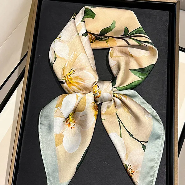 Khăn Choàng Nữ Kya Jewel Floral Elegance SC95 Màu Vàng