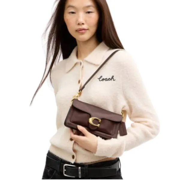 Túi Đeo Vai Nữ Coach Soft Tabby Shoulder Bag 20 Màu Nâu