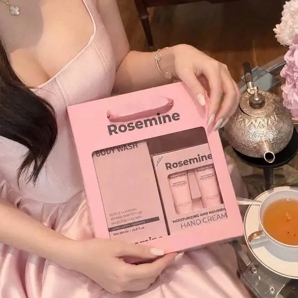 Bộ Sản Phẩm Chăm Sóc Da Rosemine Body Wash + Hand Cream Gift Set