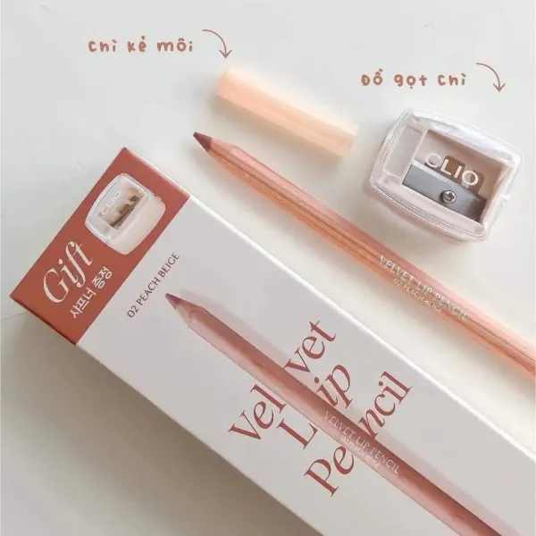 Chì Kẻ Viền Môi Clio Velvet Lip Pencil 02 Peach Beige Màu Be Hồng Đào 1.45g (Kèm Gọt Chì)