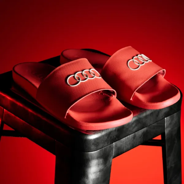 Dép Adidas Adilette Comfort Audi Revolut F1 Team KI6083 Màu Đỏ Size 10
