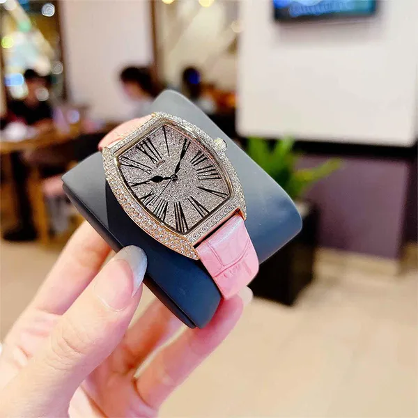 Đồng Hồ Nữ Kemil Pink Leather Strap KM1912 Màu Hồng Bạc