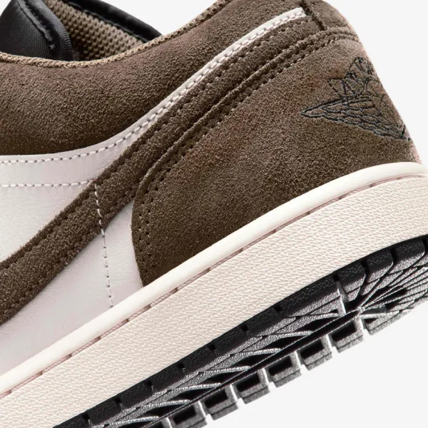 Giày Thể Thao Nam Nike Air Jordan 1 Low 553558-200 Màu Nâu Trắng Size 40