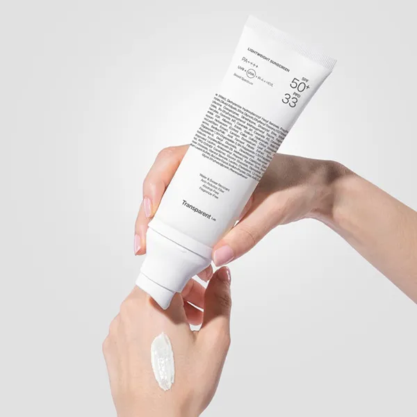 Kem Chống Nắng Niche Beauty Lab Lightweight Sunscreen SPF50+ 100ml