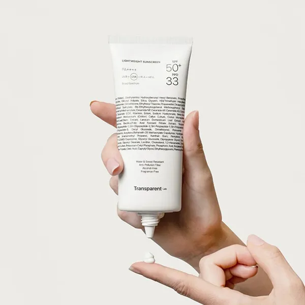 Kem Chống Nắng Niche Beauty Lab Lightweight Sunscreen SPF50+ 100ml
