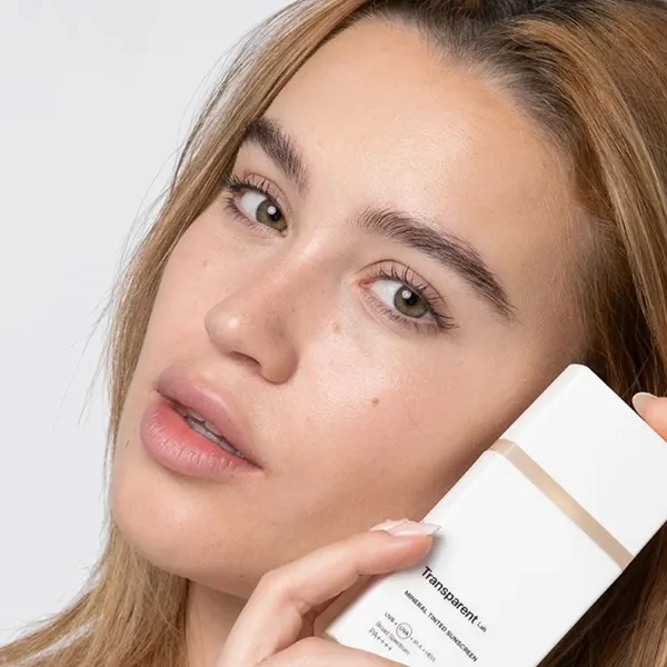 Kem Chống Nắng Niche Beauty Lab Mineral Tinted Sunscreen SPF50 PA++++ Tone Light 100ml