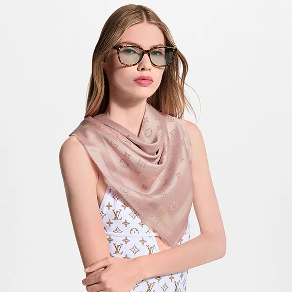 Khăn Choàng Nữ Louis Vuitton LV So Shine Monogram Scarf M98677 Màu Hồng Họa Tiết