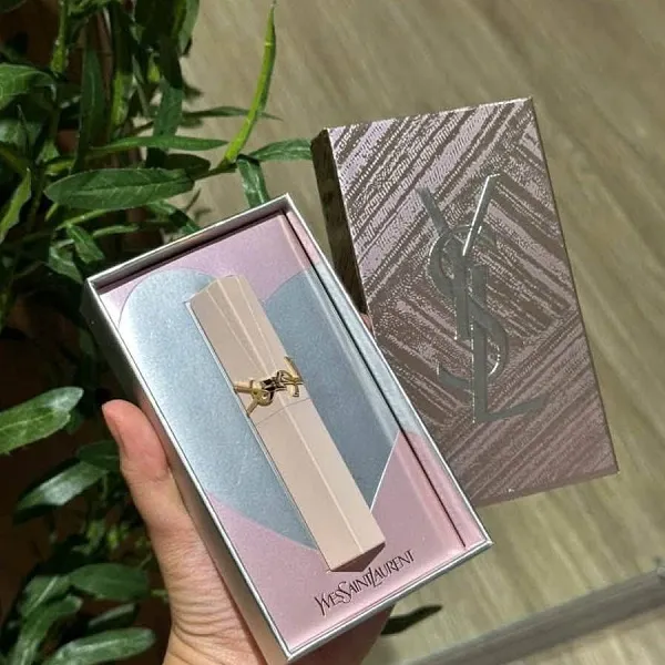 Set Son Lì Yves Saint Laurent YSL The Slim Couture Lipstick 61 + Hộp Quà Limited