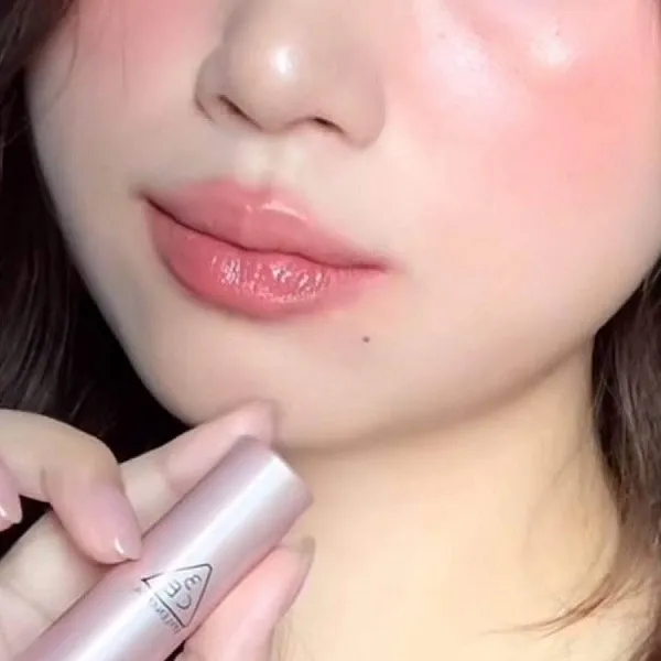Son Dưỡng 3CE Glazy Lip Glow 36 Double Grape Màu Hồng Nâu Đất