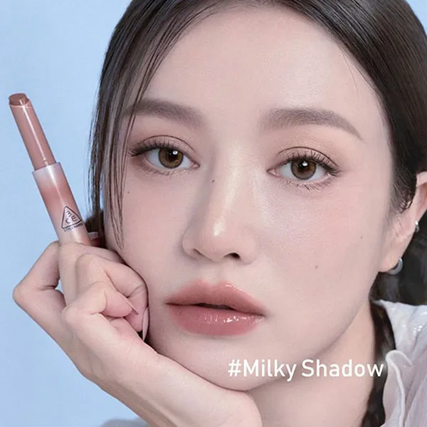 Son Dưỡng 3CE Shine Reflector Milky Shadow Màu Nâu Trà Sữa