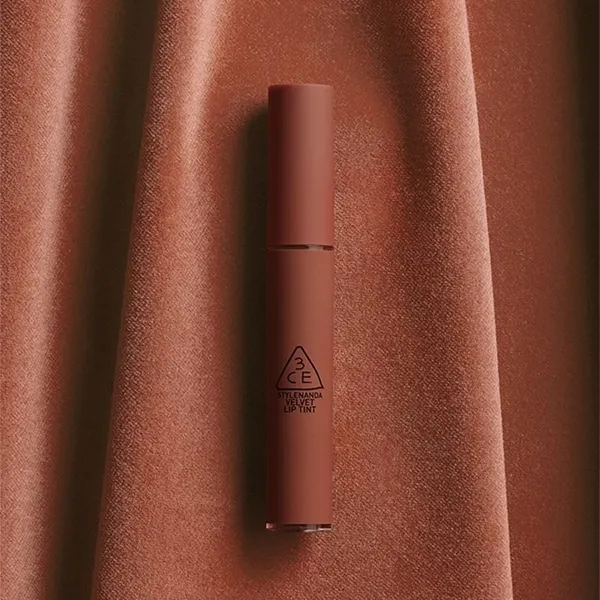 Son Kem 3CE Velvet Lip Tint Bitter Hour Màu Đỏ Nâu