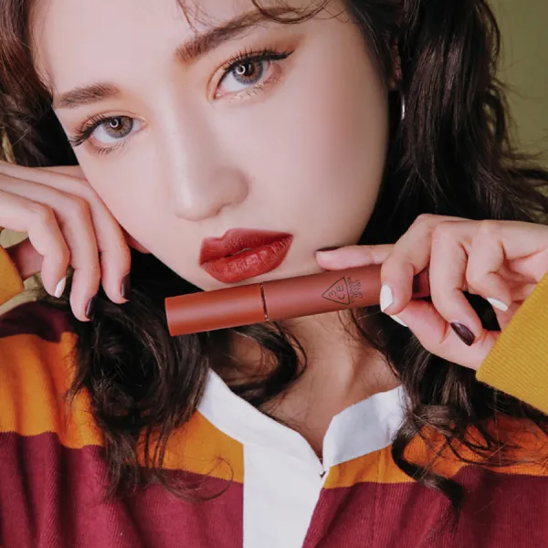 Son Kem Lì 3CE Velvet Lip Tint Taupe Màu Đỏ Nâu
