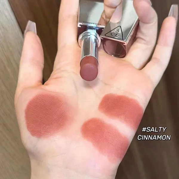 Son Lì 3CE Blur Matte Lipstick Salty Cinnamon Màu Cam Nâu Tây