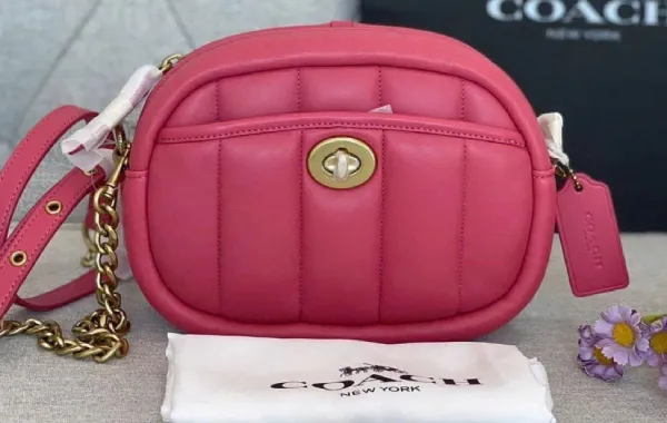 Túi Đeo Chéo Nữ Coach Camera Bag Leather Crossbody C4814 Màu Hồng Fuchsia