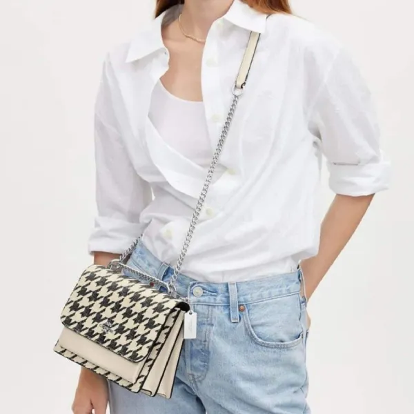Túi Đeo Chéo Nữ Coach Klare Crossbody With Houndstooth Print CJ625 Màu Đen Trắng