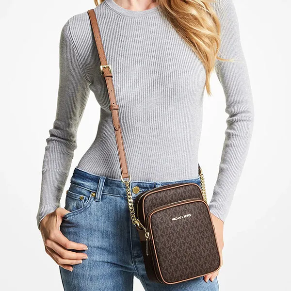 Túi Đeo Chéo Nữ Michael Kors MK Women's Adjustable Crossbody Strap Fabric Bag 35F1GTVC2B Màu Nâu Đen