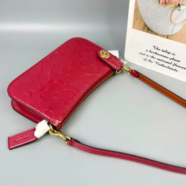 Túi Đeo Vai Nữ Coach Penn Shoulder Bag Small Red Glossy Signature Leather CCC46 Màu Đỏ Cherry
