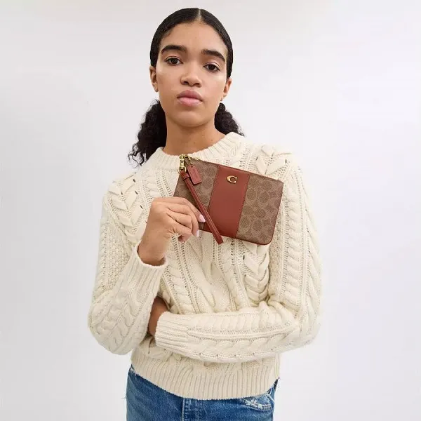 Ví Coach Essential Small Wristlet In Signature Canvas CI189 Màu Nâu Caramel