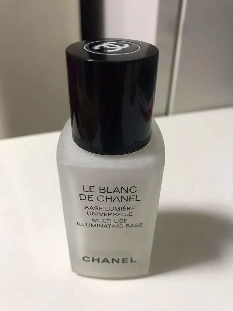 Chanel  Le Blanc de Chanel