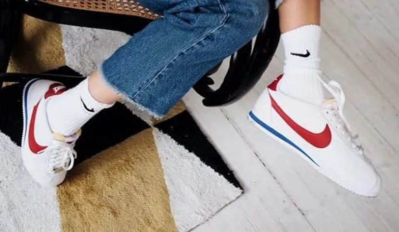 Giay Nike Chinh Hang Gia Bao Nhieu Va Cac Mẫu Giay Nike đang Thịnh Hanh