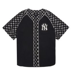 Áo Thun MLB Monogram Baseaball Shirt New York Yankees 3ABSM0121-50BKS Màu Đen Size M