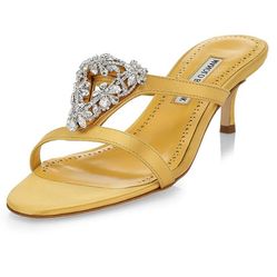 Dép Cao Gót Manolo Blahnik Trinamu Satin Embellished Sandals Màu Vàng