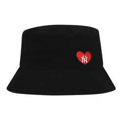 Mũ MLB Heart Side-Logo Overfit Bucket Hat New York Yankees 32CPH9111-50L Màu Đen