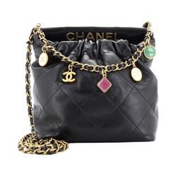 Túi Đeo Vai Nữ Chanel Hobo Resin Charms Chain Bucket Bag Quilted Lambskin Small Màu Đen