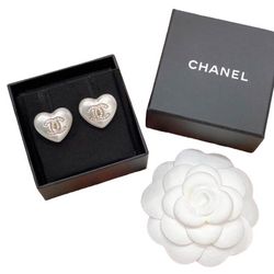 Khuyên Tai Chanel Earrings Hình Trái Tim Màu Bạc