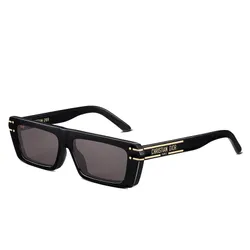 Kính Mát Dior Diorsignature S2U Black Rectangular Sunglasses DSGTS2UXR_10A0 Màu Đen
