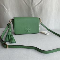 Túi Đeo Chéo Tory Burch Thea Leather Mini Crossbody Bag 67303 7871 Màu Xanh Green