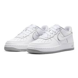 giay-the-thao-nike-air-force-1-low-gs-white-wolf-dx5805-100-mau-xam-trang