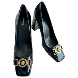 Giày Cao Gót Nữ Versace Patent Leather Heels Màu Đen Size 38