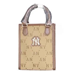 Túi Đeo Chéo MLB Diamond Monogram Tote Bag  New York Yankees 7ACRMDB4N-50BGS Màu Nâu Be