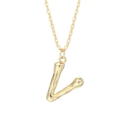 Dây Chuyền Nữ Lili Jewelry Mạ Vàng Chữ Cái LILI_521849 Màu Vàng (Chữ V)