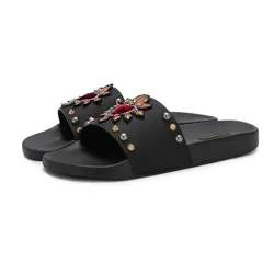 Dép Nam Dolce & Gabbana D&G Rubber And Calfskin Sliders With Heart Patch Màu Đen Size 39
