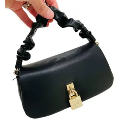 Túi Xách Tay Nữ Furla Artemis Mini Crossbody Màu Đen