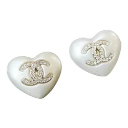 Khuyên Tai Nữ Chanel Heart Pearl Earrings Màu Trắng