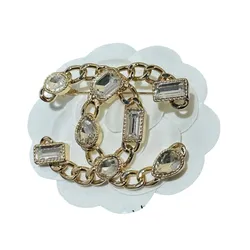 Cài Áo Nữ Chanel CC Chanel Brooch Gold Metal/ White Màu Vàng